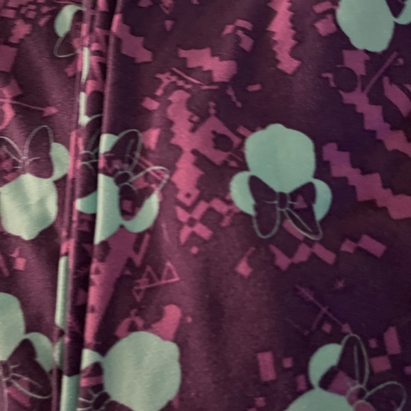 LULAROE MINNIE DISNEY LEGGINGS TALL AND CURVY - Picture 5 of 5